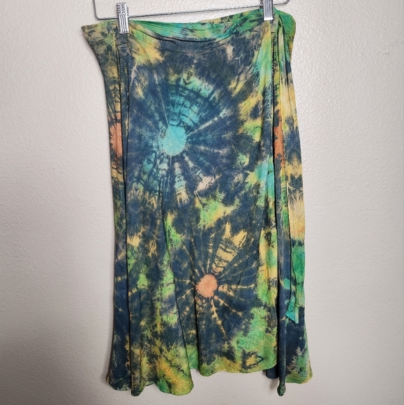 Kathmandu Imports Womens Rayon Green Tie Dye Midi Wrap Skirt |OSFM| - Picture 1 of 5